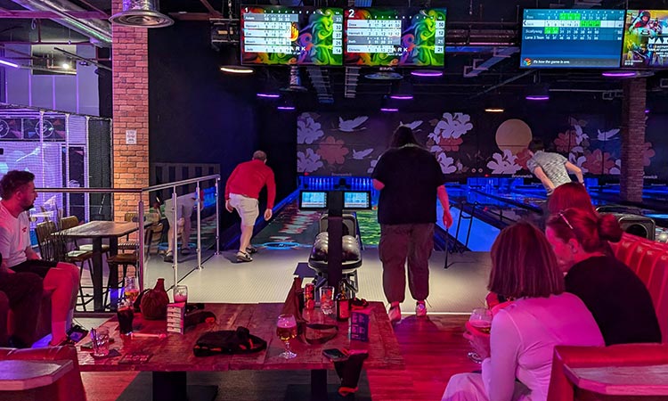 Team LNOF bowling at Gravity Max doing 10 pin bowling