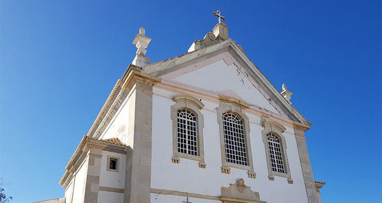 https://media.lastnightoffreedom.co.uk/i/Articles/id_634/84-igreja-matriz.jpg - Rank #4