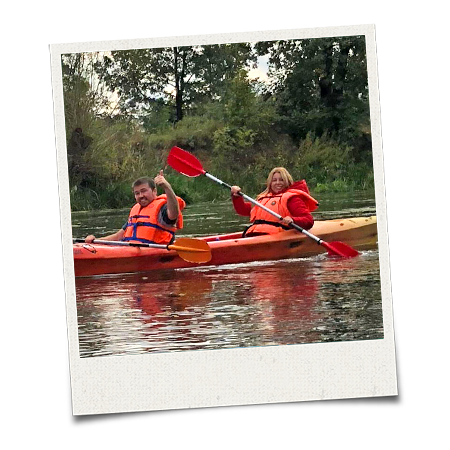 Will and Cheryl from Last Night of Freedom try out their kayaking skills