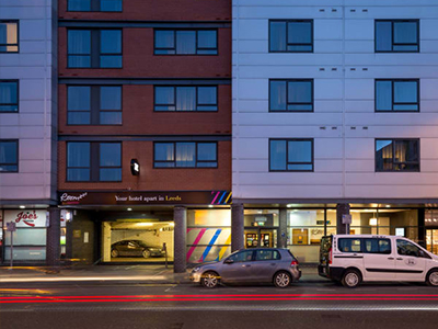 The exterior of Roomzzz Leeds City West