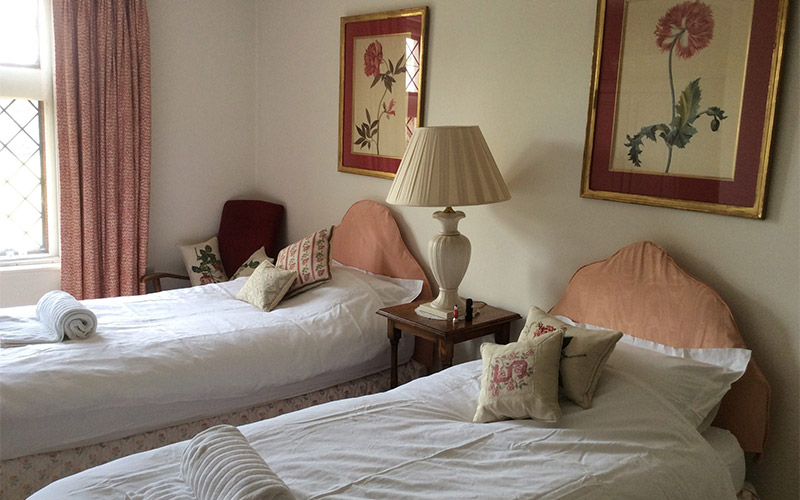 Quaint twin room 
