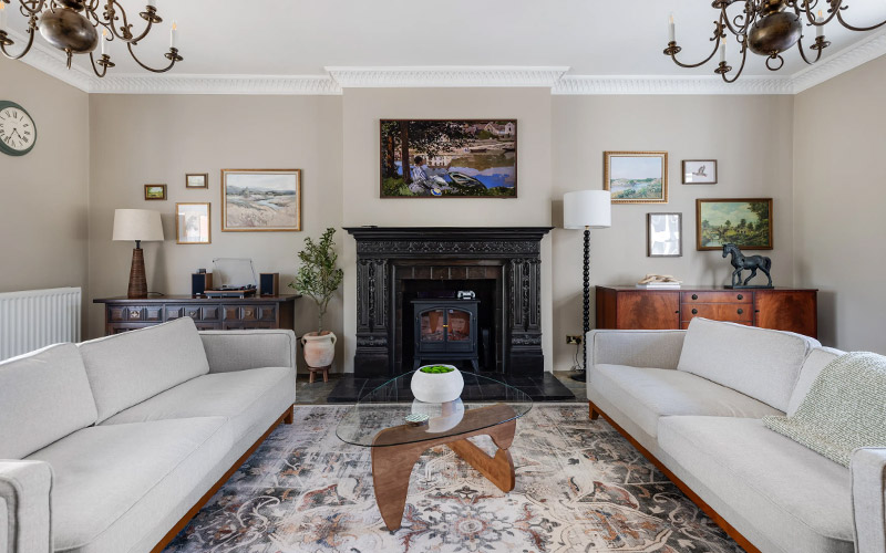 Gorgeous living area 