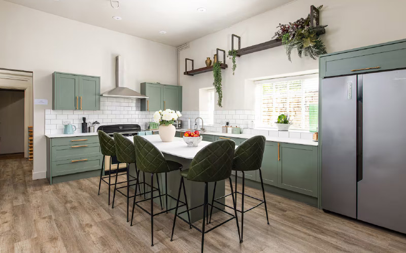 Your bright and modern kitchen 