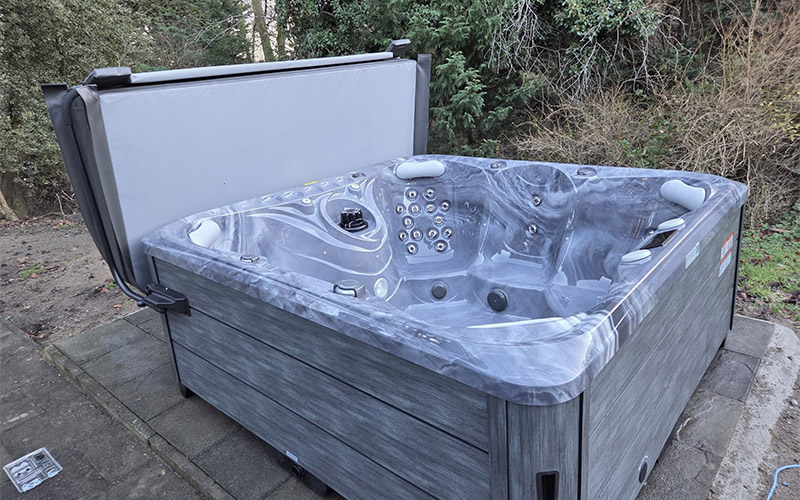  Take a soak in the tub 