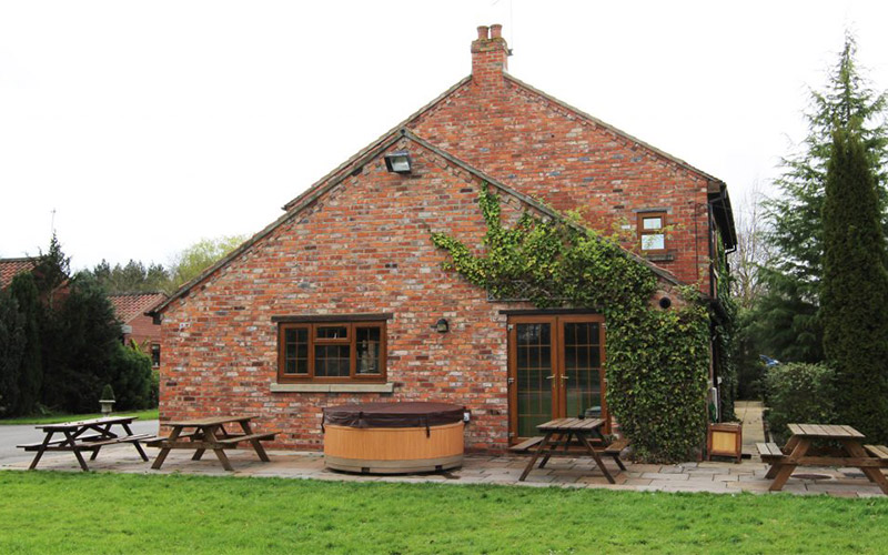 The hot tub and seating area 