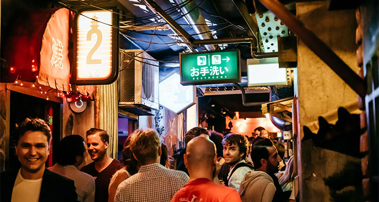 The interior of the Duke of Tokyo