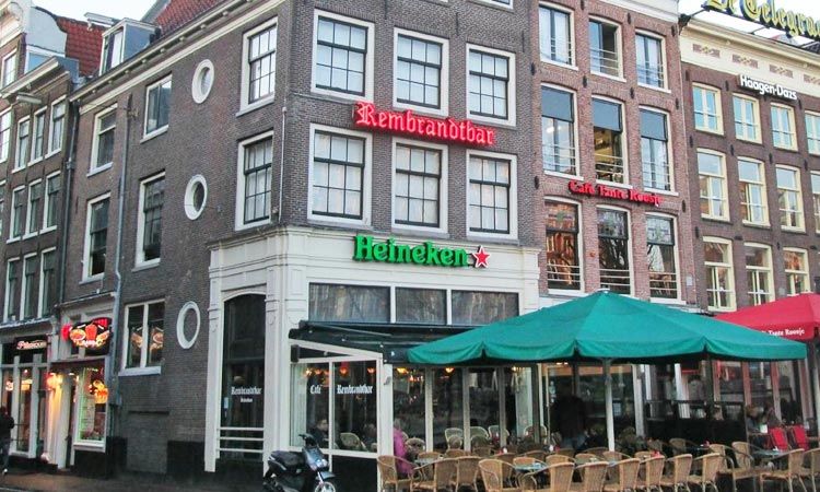 The exterior of Rembrandt Bar