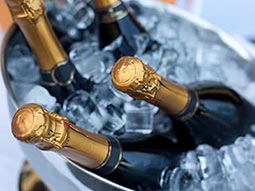 Benidorm Hen Super Package - Chilled Bottle Of Bubbly