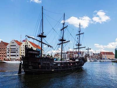 Pirate Ship Cruise - Rank #4 Unusual Gdansk Stag Activities