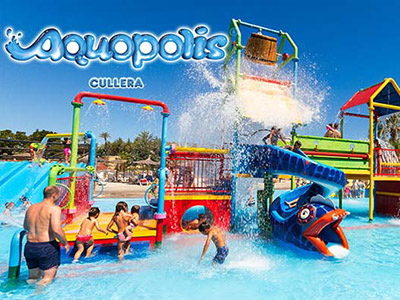 Lots of slides and rubber rings at a water park in Valencia