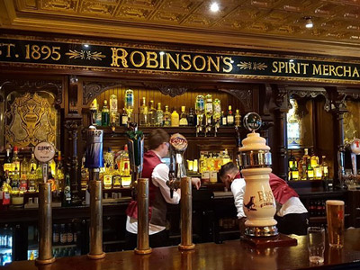 Belfast Robinson's Bar - 2 Course Meal