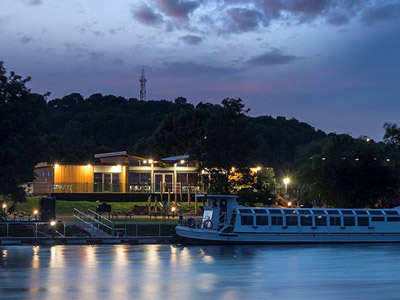 The River Trent Party Boat at night
