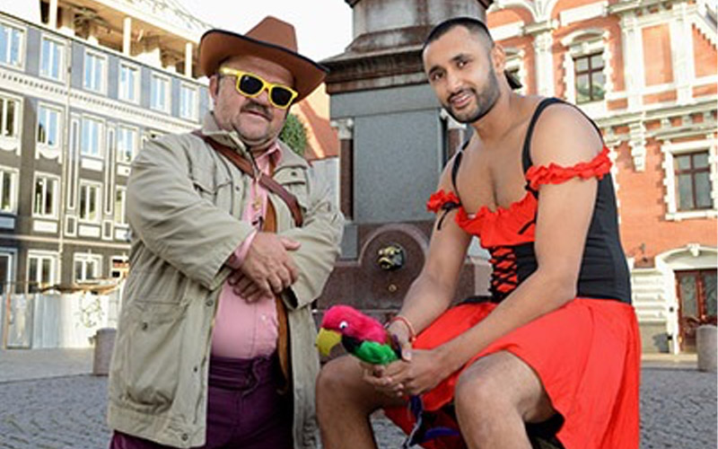 Dwarf can be handcuffed to the stag if requested