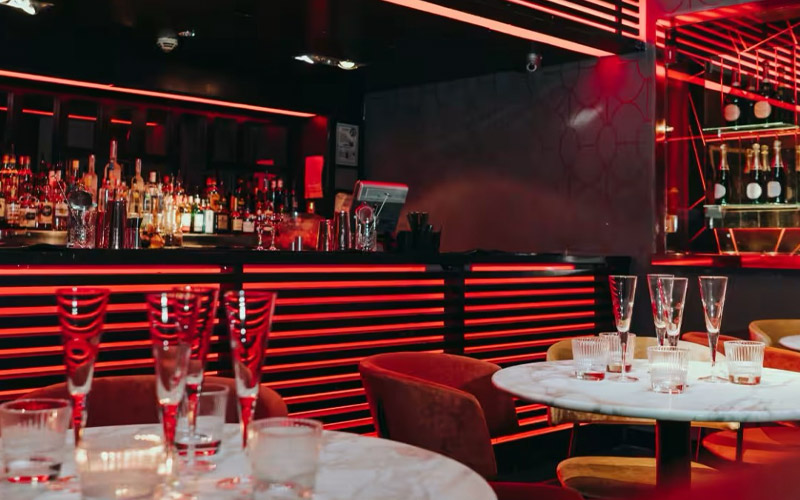 Le Monde is an upmarket boutique hotel 