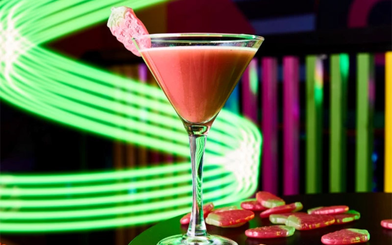 Enjoy 4 Sharing Cocktails