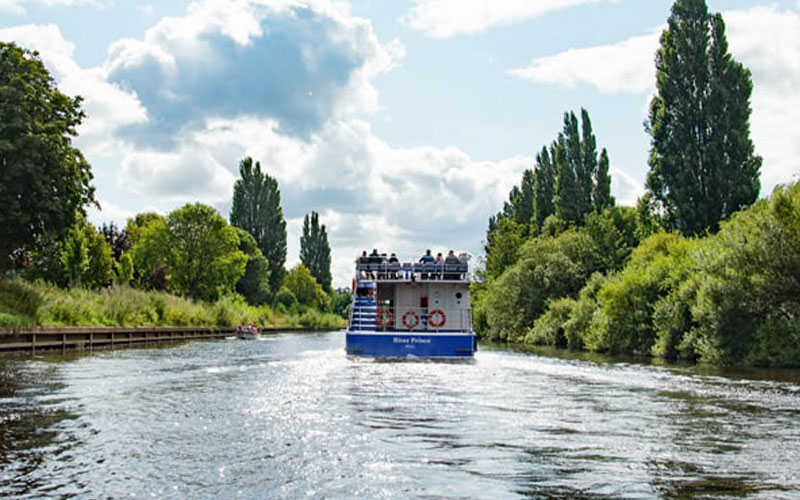 Cruise the gorgeous Ouse 