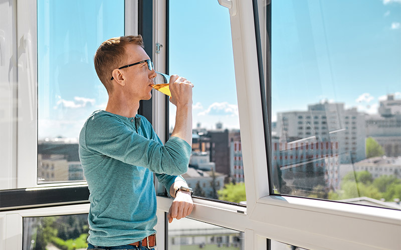 Get 2 drinks to use at the bar afterwards 