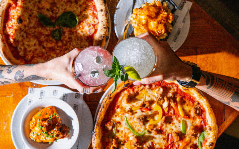 Bottomless pizza AND drinks, what