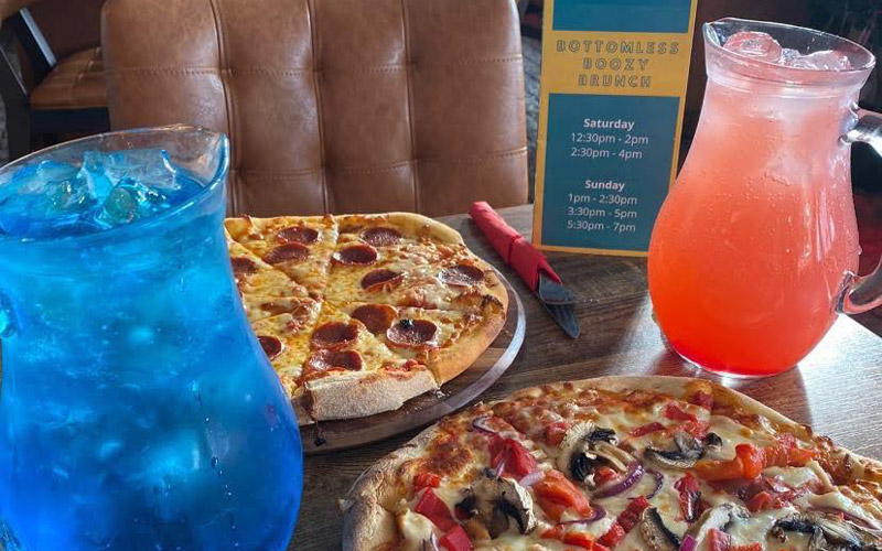 Get 90 mins of bottomless drinks 