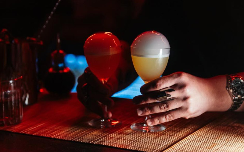 This place does fabulous cocktails 