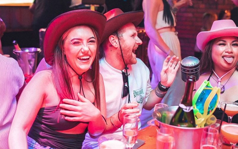 No one parties like Bonnie! 