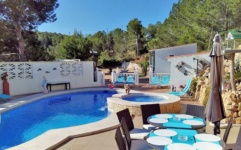 Over 50 Hen Do Activities & Ideas in Benidorm Last Night of Freedom