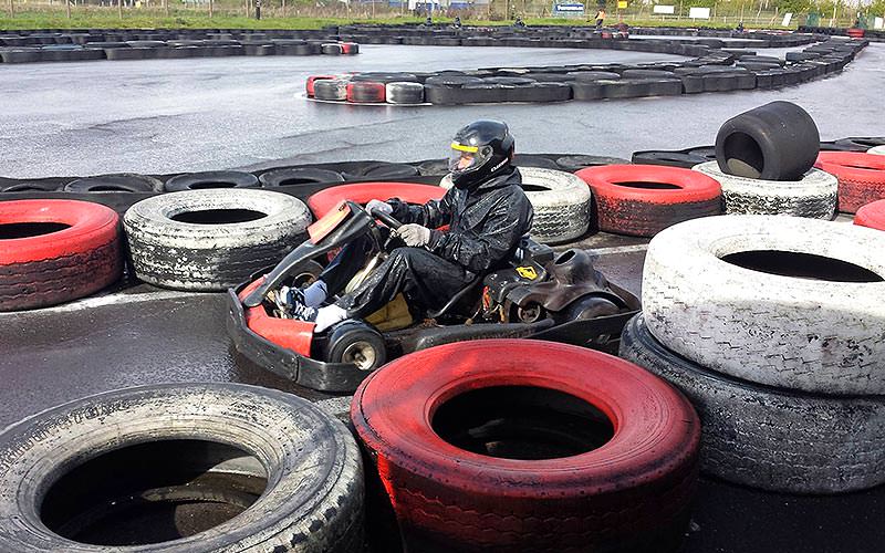 5 minute qualifier followed by 30 minute race