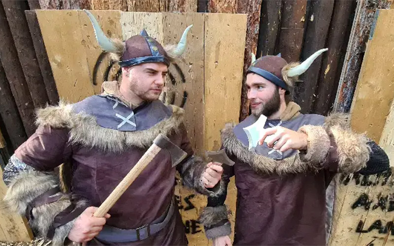 Become Vi-kings of axe throwing 