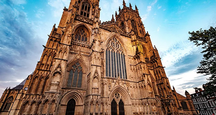 https://media.lastnightoffreedom.co.uk/i/Webpages/hen-guide/CULTURE-YORKMINSTER.jpg - Rank #1