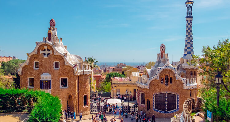 https://media.lastnightoffreedom.co.uk/i/Webpages/stag-guide/cultural-barcelona-park-guell.jpg - Rank #6