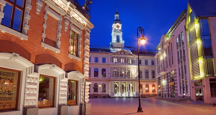 https://media.lastnightoffreedom.co.uk/i/Webpages/stag-guide/cultural-riga-town-hall-square.jpg - Rank #8