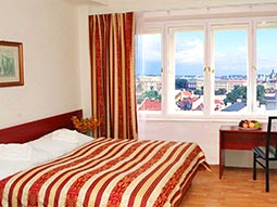 Metropolitan Old Town Hotel