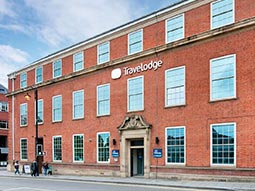 The exterior of Travelodge Chester Central