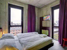 Hotel Meininger Berlin East Side Gallery