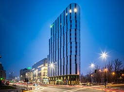 The exterior of Holiday Inn Warsaw City Centre