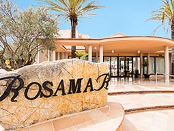 The exterior of Aparthotel Rosamar