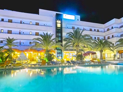 The exterior of Bahia San Antonio Apartments