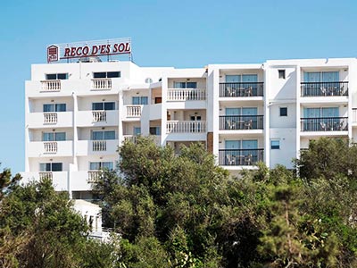 The exterior of Reco Des Sol