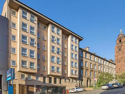 The exterior of Travelodge Glasgow Central