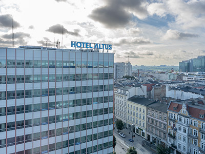 Hotel Altus exterior