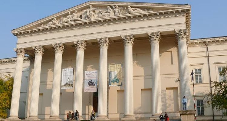 https://media.lastnightoffreedom.co.uk/i/webpages/stag-guide/cultural-hungarian-museum.jpg - Rank #9