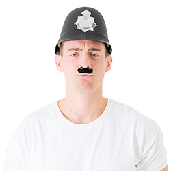 Accessorising the item with a tash