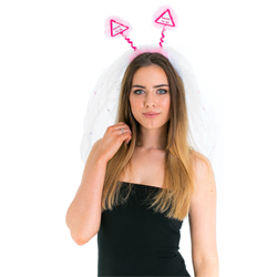 The boppers stick up above the veil