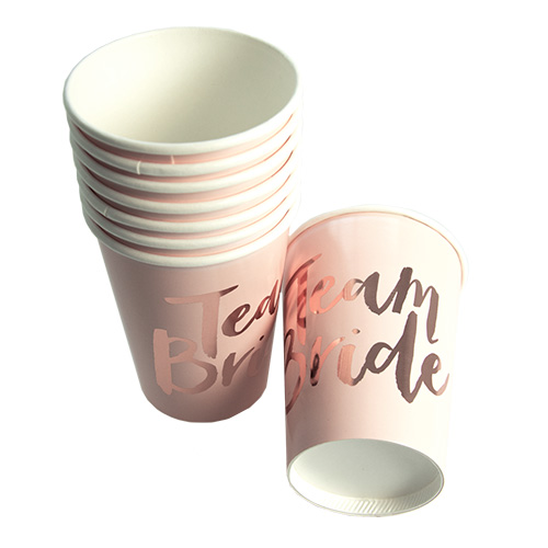 Pack of 8 team bride paper cups.