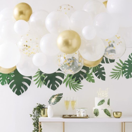 The balloon arch on a white background.