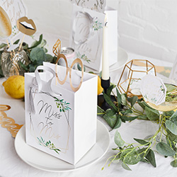 The bag on a plate on the table,