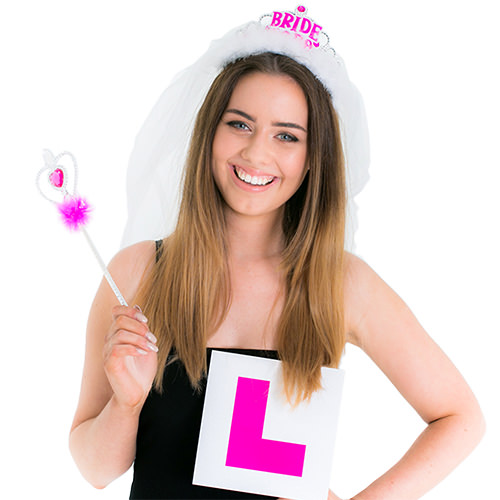 Ladies Hen Party Bride to Be Party Set Veil with horns L Plate badge & Wand Kit